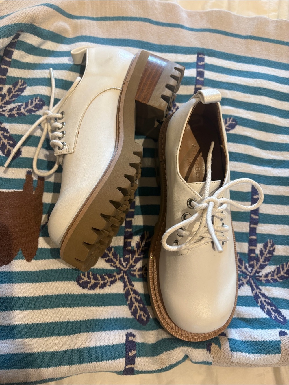 AEROSOLES White Lace-Up Kids Boots with Brown Lug Sole